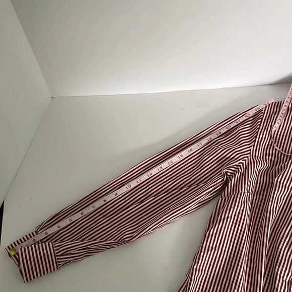 Women’s Gap Shirt Medium Boyfriend Fit Button Up Collared Red White Str… - Picture 10 of 10